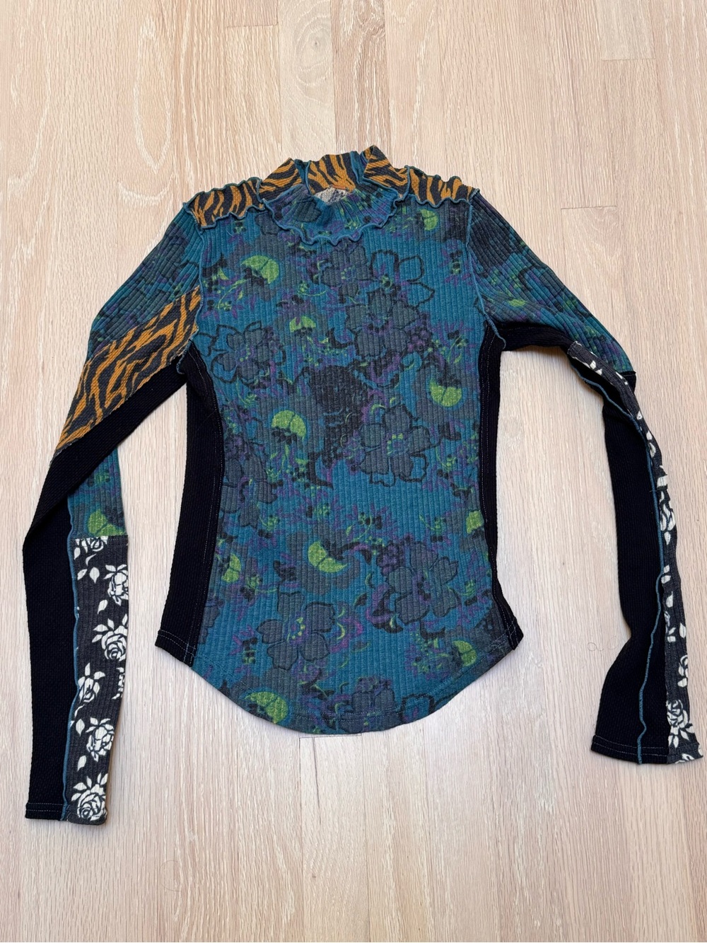 Free People S Vintage Boho Ribbed Top, Tiger Floral long sleeve